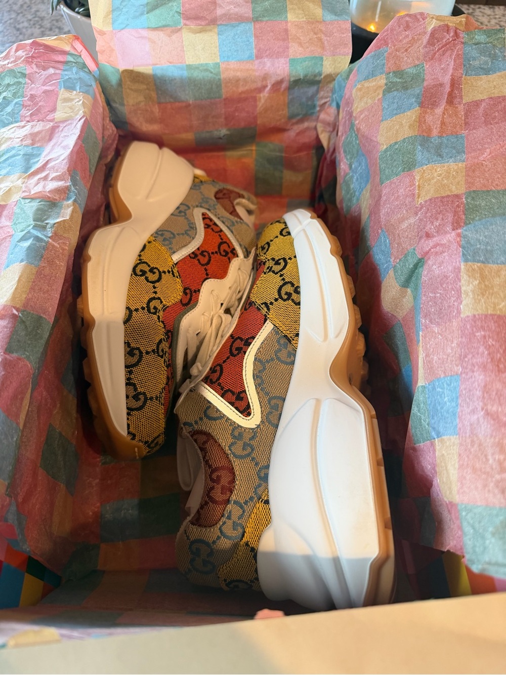 Gucci White Braided Shoelaces with Booklets and Box